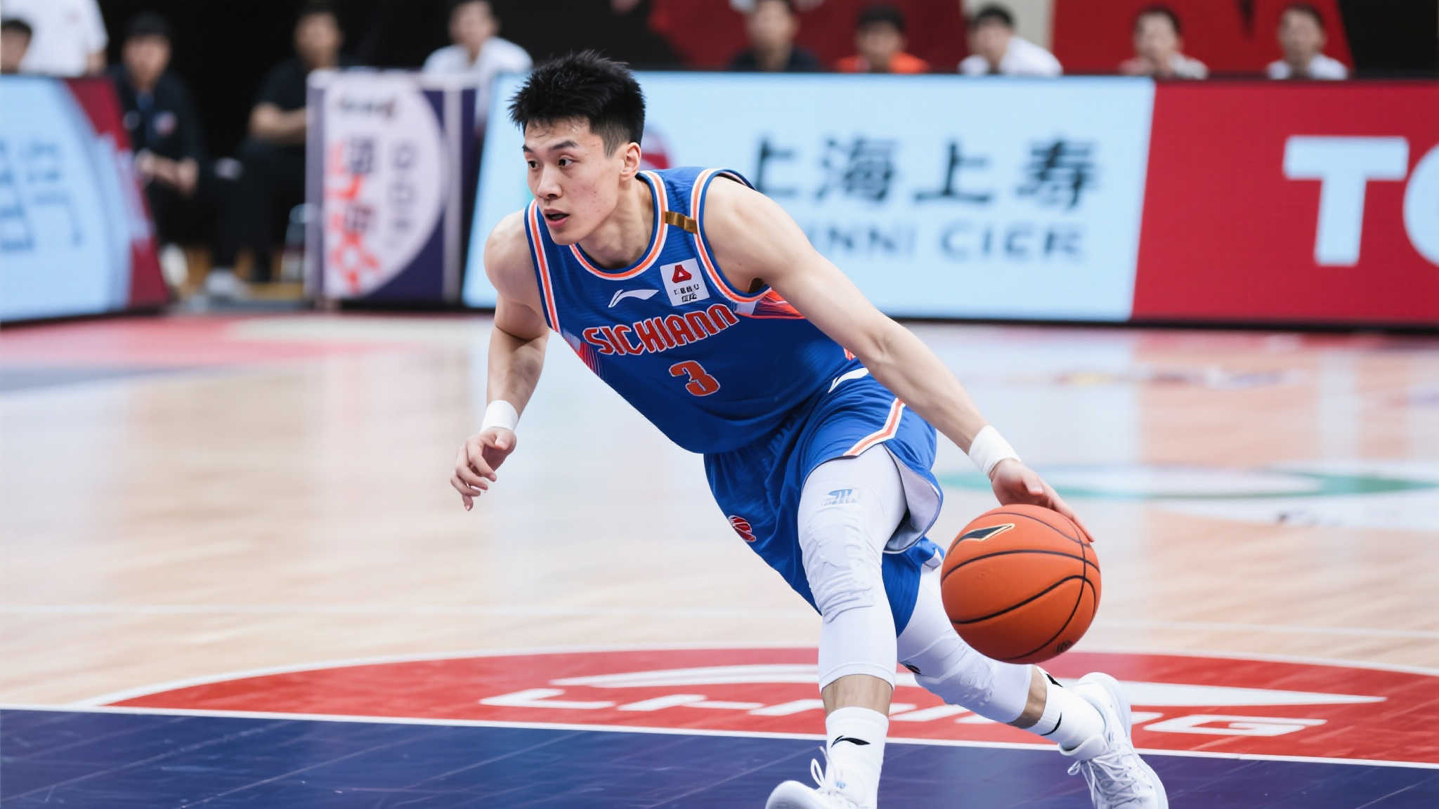 赛中展现出 赛中展现出